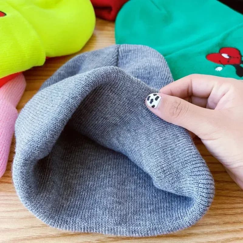 Custom beanie material inside